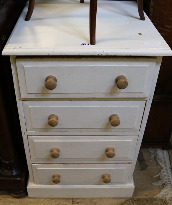 Small painted chest of drawers(-)